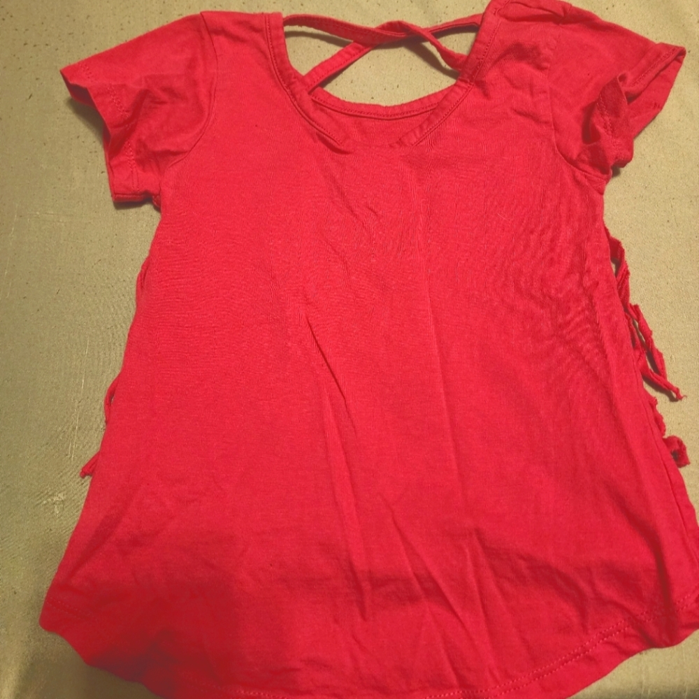 Girls red Tee - Picture 3 of 3